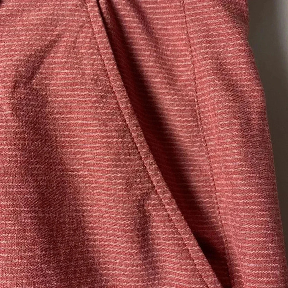 PUMA MENS SHORTS SIZE 32 RED PIN STRIPE GOOD CLEAN CONDITION - Picture 5 of 12